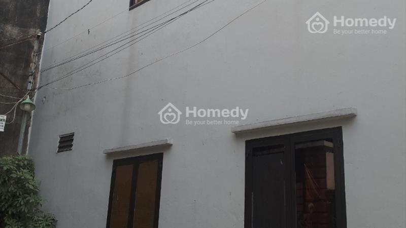 Nhà ở sổ hồng riêng đường gò dầu quận tân phú nhiều tiện ích thuận tiện đi lại cư trú - Ảnh 3