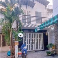 Sát Quận 1, nhà Xô Viết Nghệ Tĩnh, 53m2, 2 tầng, sân rộng