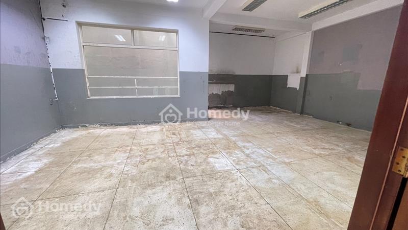 Mặt Tiền ĐS Chu Văn An 8x20m, 1trệt, 4L truống suốt. KĐ đa nghành - Ảnh 2