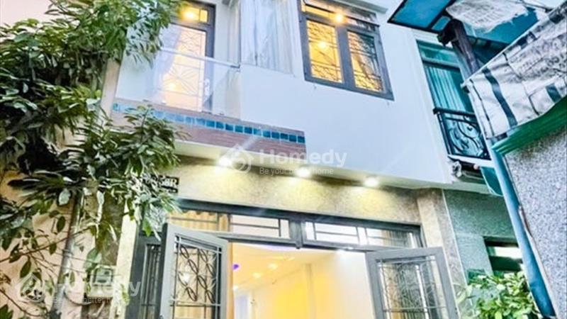 Giảm gần 800tr- Bán gấp nhà Thích Quảng Đức, Phú Nhuận, 2 lầu, 5PN. Nhà mới vào ở ngay, bán gấp. - Ảnh 1