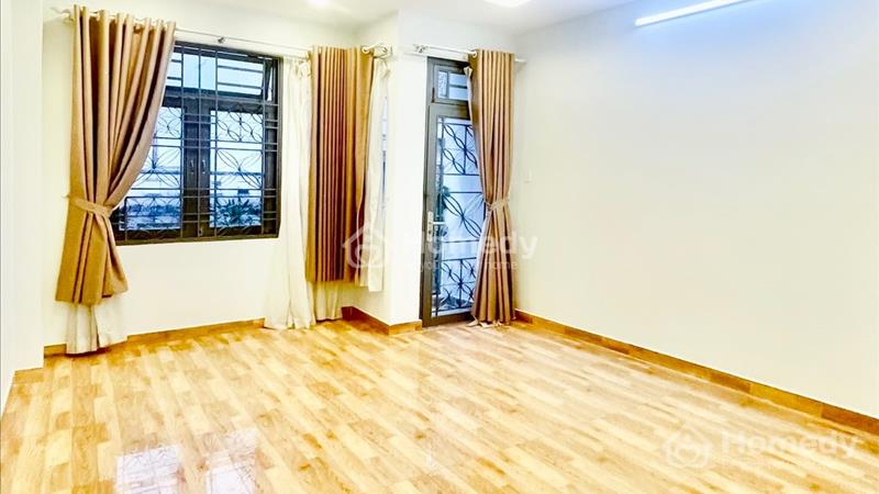 Giảm gần 800tr- Bán gấp nhà Thích Quảng Đức, Phú Nhuận, 2 lầu, 5PN. Nhà mới vào ở ngay, bán gấp. - Ảnh 4