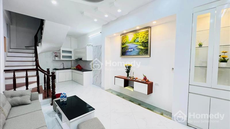 Nhà 5 tầng x 35 m2, phố Hoàng Mai - Trương Định, cách 2 ngà ba gác đỗ, 40m ra phố. - Ảnh 2