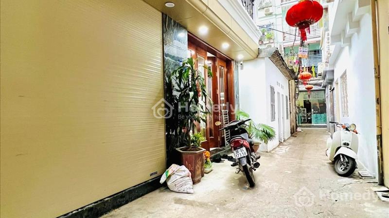 Bán nhà ngã tư Minh Khai Đại La 4.9 tỷ x 5 tầng x 36 m2, xe ba gác vào tận nhà. - Ảnh 1
