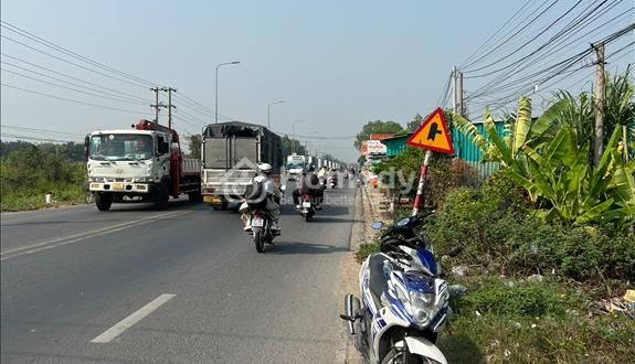 Bán 191m2 thổ cư Đất MT DT824 xã Hựu Thạnh, Đức Hoà, Long An - Ảnh 1