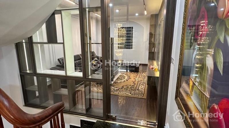Bán nhà lạc long quân, nhà đẹp full nội thất đắt tiền, ngõ rộng, 45m2, 5 tầng, 7.5 tỷ - Ảnh 1