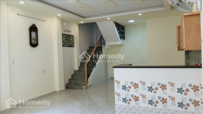 Định cư Mỹ bán nhà hẻm xe hơi Nguyễn Văn Luông, phường 10, Quận 6, 61m2 giá 960 triệu  - Ảnh 1