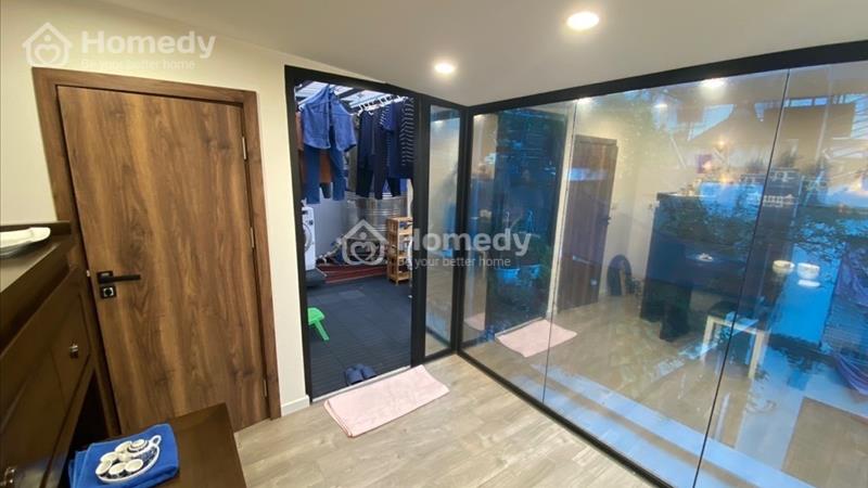 Nhà Đẹp Cát Linh, Gần Phố, Full Nội Thất, DT 30m2, 5 Tầng, MT 6.1m, Giá 5.6 Tỷ - Ảnh 1