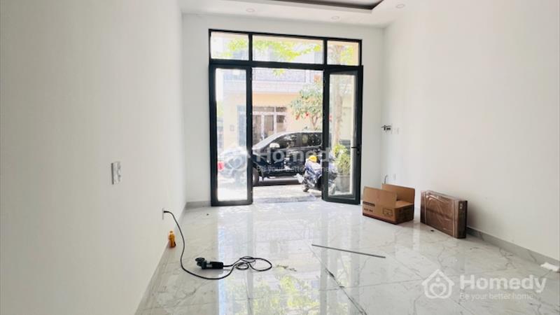 Nhà Phố Mới Xây Sẵn Máy Lạnh 3Lầu P. Thạnh Lộc, Gần Ngã 4 Ga - Ảnh 3