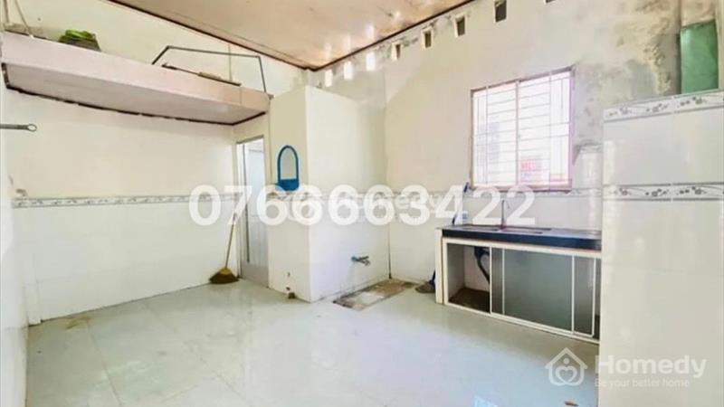 Nhà gần chợ Bình Chánh - Ảnh 6
