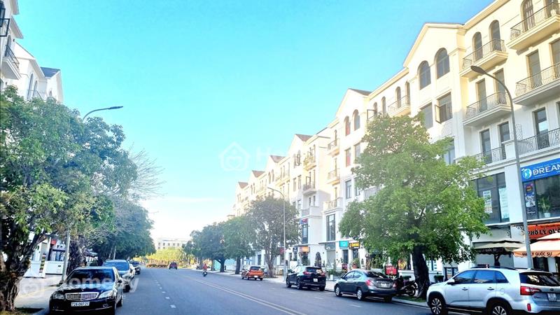 Ngon Nè! Cho thuê nhà phố 96m2 5 tầng, có thang máy, máy lạnh tại Vinhomes Q9 giá chỉ 23tr/tháng. - Ảnh 2