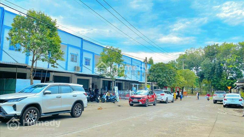 Bán nhà mặt phố P.Chánh Phú Hòa, Bến Cát, Bình Dương - Ảnh 2