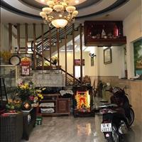 Về quê bán gấp nhà HXH 5m đường Nguyễn Biểu, Q5 62m2 giá 1 ty 250 triệu gần cầu Chữ Y 