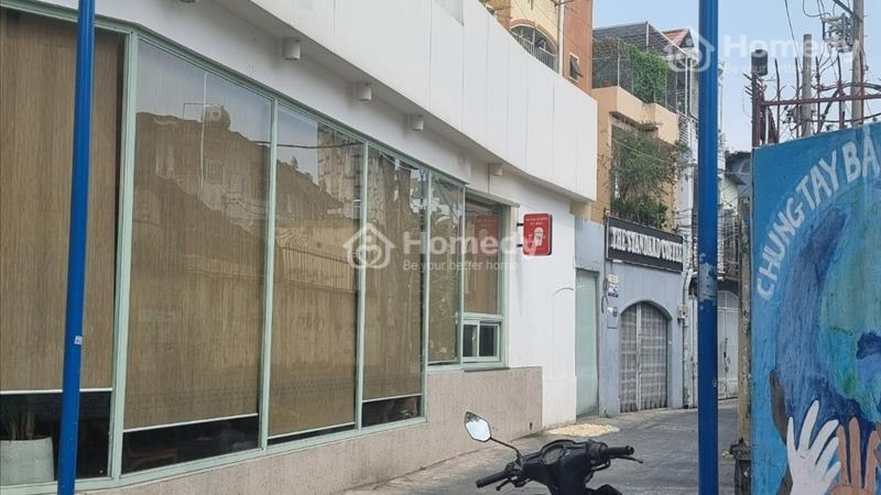Bán nhà 2 lầu  ngay tại đường Phạm Văn Đồng. Hẻm 6m. Giá 5 tỷ - Ảnh 1