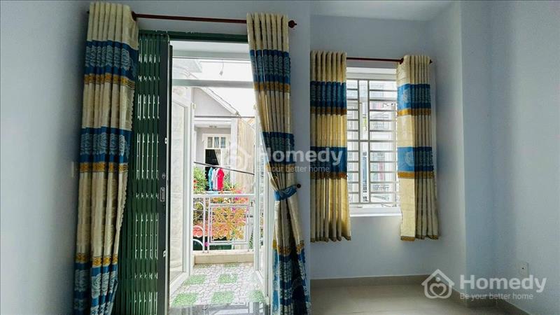 Bán nhà gần cầu vượt ngã tư Ga. 50m2, giá 3 tỷ 7 - Ảnh 1