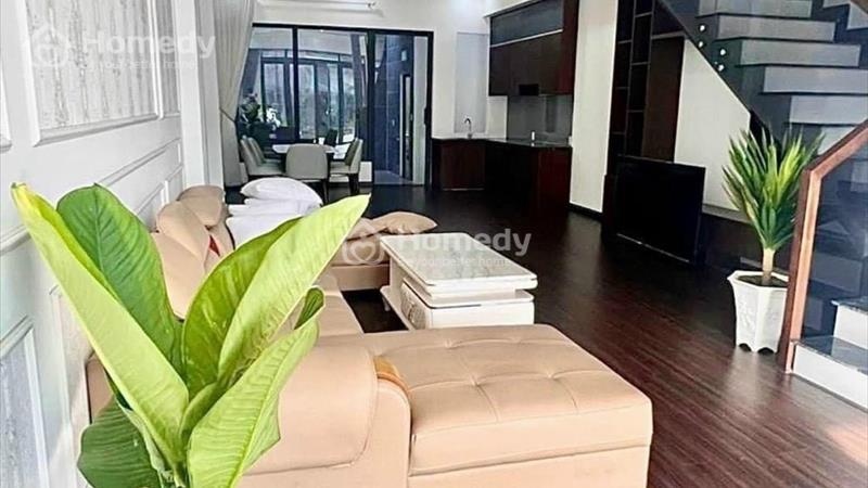 Cần SANG LẠI nhà 1 trệt 2 lầu ngay CHỢ ĐÊM Bàu Bàng. Sổ sẵn hoàn công - Ảnh 2