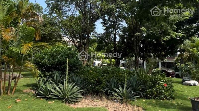 Biệt thự Song lập Hoa Viên_Đặng Xá_200m2_Sân rộng làm bể bơi được_Giá rẻ nhất - Ảnh 5