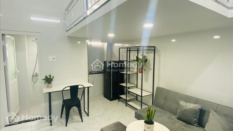 Căn hộ dịch vụ có gác , có thang máy và bảo vệ giữ xe ngay chợ bà chiểu - Ảnh 8
