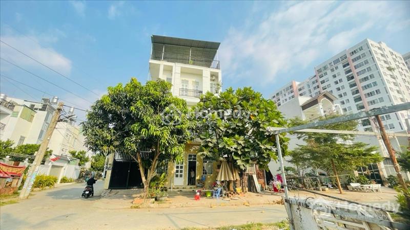 Căn Hộ Dịch Vụ 16 Phòng máy lạnh Góc 2 Mặt Tiền - 228,5m2 ngang 10m - Hoàn công - Ảnh 1