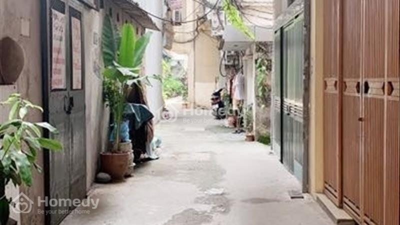 Bán nhà Cầu Giấy dưới 4 tỷ, lô góc, ngõ thông, dân trí - an ninh đảm bảo, 23/28m, MT 3.2m 2T, 3.4tỷ - Ảnh 1