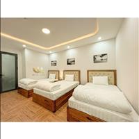 Biệt thự sân vườn đường Khe Sanh P10 (304m2 - giá 16.00 Tỷ)