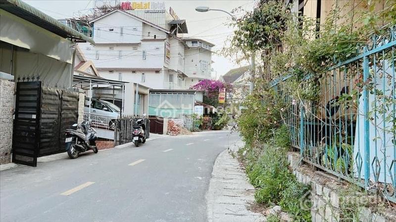 Cần Bán gấp Nhà Mặt Tiền đường Hoàng Diệu, P5, Đà Lạt - Ảnh 1