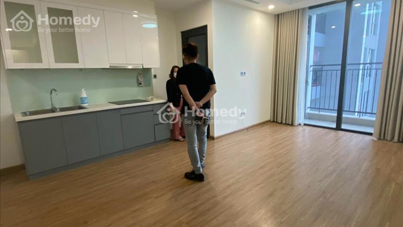 (Ở ngay)! Chính chủ cho thuê căn 2n2wc cơ bản CDT view hồ 13tr tại Vinhomes Green Bay 0777393828 - Ảnh 1