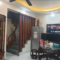 Bán nhà thái thịnh gần phố 51m2 4 tầng 5.x tỷ