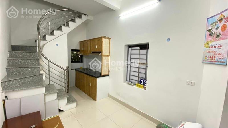 Chỉ 2,65 tỷ có nhà Ngã Tư Sở ngõ rộng, cách đường ô tô chỉ 15m, sổ riêng - Ảnh 1