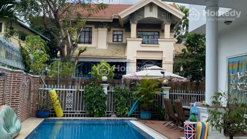 Cho thuê Biệt thự Thảo Điền, DT: 20X25m Hồ bơi, Sân vườn giá 5.000Usd - Ảnh 1