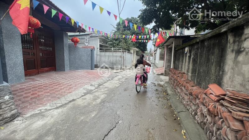 Trục chính cách 10m giá chỉ 7xx triệu- 50m đất sẵn sổ đỏ - Ảnh 1
