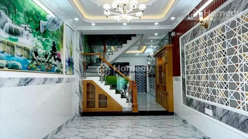MẶT TIỀN đường Võ Văn Tần, khu Kinh Doanh SẦM UẤT!! (phường 5, Quận 3), DT: 4x18m - Ảnh 2