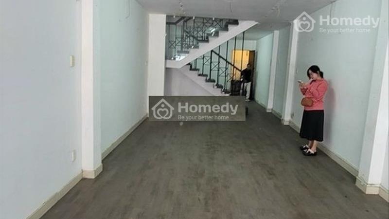 Mặt Tiền Đinh Tiên Hoàng Q1. 4x20m, Trệt, Lửng, 3lầu. cải tạo thoải mái.  - Ảnh 2