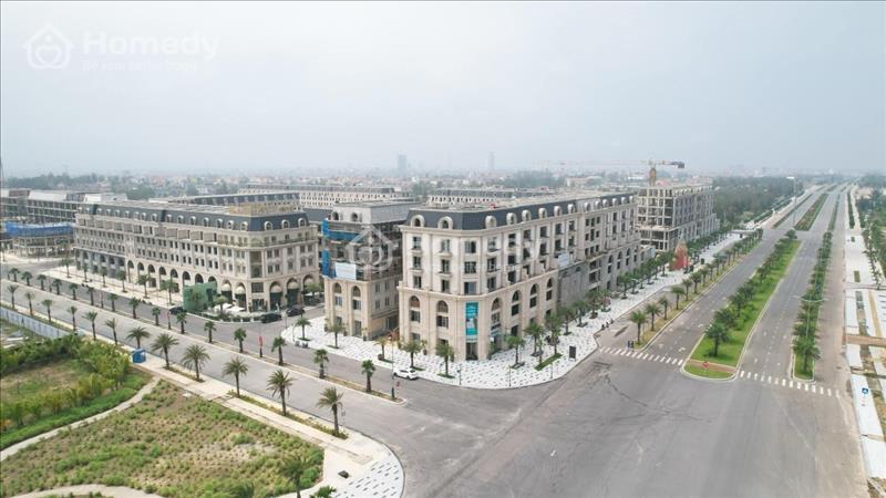 Cho thuê miễn phí 800m2 với 6,5 tầng phù hợp mở văn phòng công ty trụ sở tài chính, kinh doanh - Ảnh 1