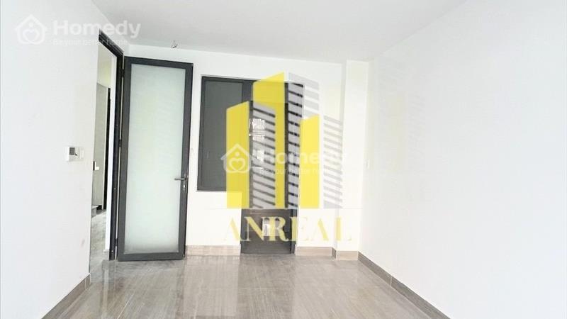 Tòa Nhà Hầm 4 Lầu Thang Máy Gần Trần Não Giá 70 Triệu - Ảnh 7