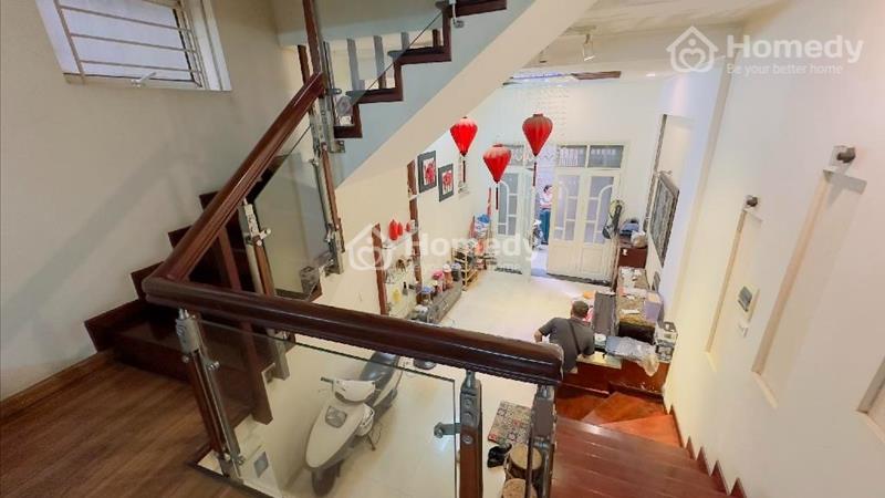 Bán nhà riêng Trung Kính lớn 42m2, 5 tầng còn mới, ô tô đỗ cửa, TM, 20m ra mặt phố giá 9.5 tỷ - Ảnh 1