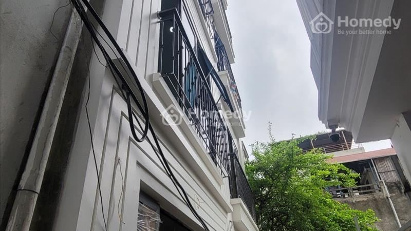 Bán nhà Hoàng Hoa Thám 36m2 x 6Tầng Nhỉnh 6 Tỷ Thang Máy, Ngõ Thông, Rộng, TT Ba Đình, View Hồ Tây - Ảnh 3