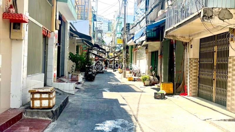 Nhà đẹp giá tốt chỉ thời hạn trong 10 ngày. Nhà trung tâm quận 11. - Ảnh 2