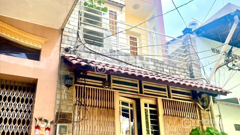 Nhà đẹp giá tốt chỉ thời hạn trong 10 ngày. Nhà trung tâm quận 11. - Ảnh 1
