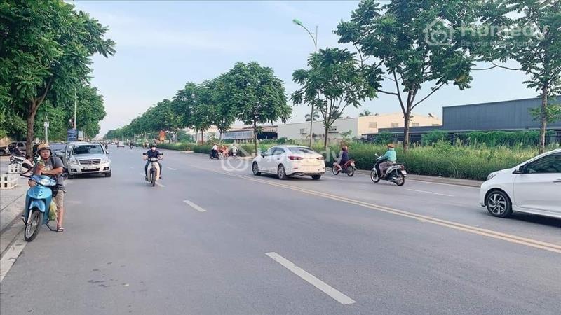 Nhà Bồ đề 38m2, ô tô thông, mới, 5T, dưới 6 tỉ - Ảnh 1