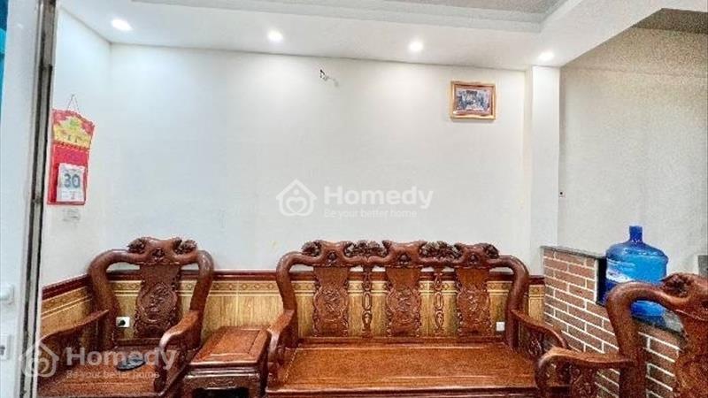 Cần bán nhà Định Công Hạ, 32m2 x 4 tầng, MT 4m, Ô tô đỗ cửa, 20m ra phố lớn, giá 2.15 tỷ - Ảnh 2