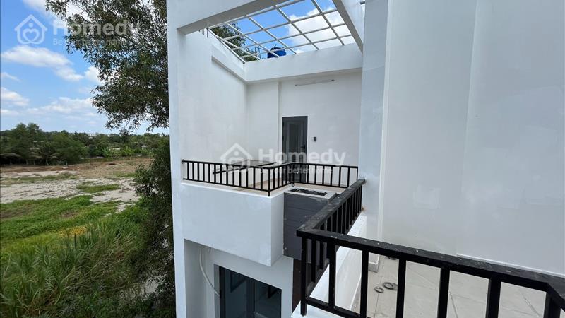 Nhà mới 100% cách chợ Hưng Long 200m 1 trệt 2 lầu - Ảnh 13