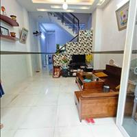 Bán nhà đường Nguyễn Khoái-Q4, 62m2, 1 tỷ 160 triệu, SHR, gần trường, BXH, Công An phường