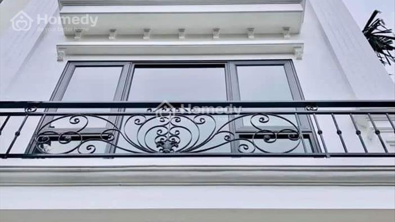  Bán nhà mặt phố Trương Định diện tích trên 30 m2 mặt tiền rộng KD - Ảnh 1