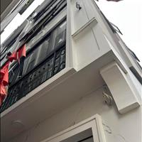 Chính chủ cần bán căn nhà ngõ 58 nguyễn khánh toàn 5 tầngx35m2, gần phố 70m ra ô tô 0976388663