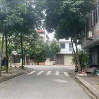 Bán nhà đang cho thuê, có vỉ hè, ô tô tránh. Sầm uất
