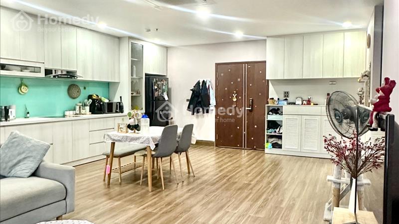 Chính chủ cho thuê căn hộ 102m2 cc PetroVietnam Landmark - Ảnh 3