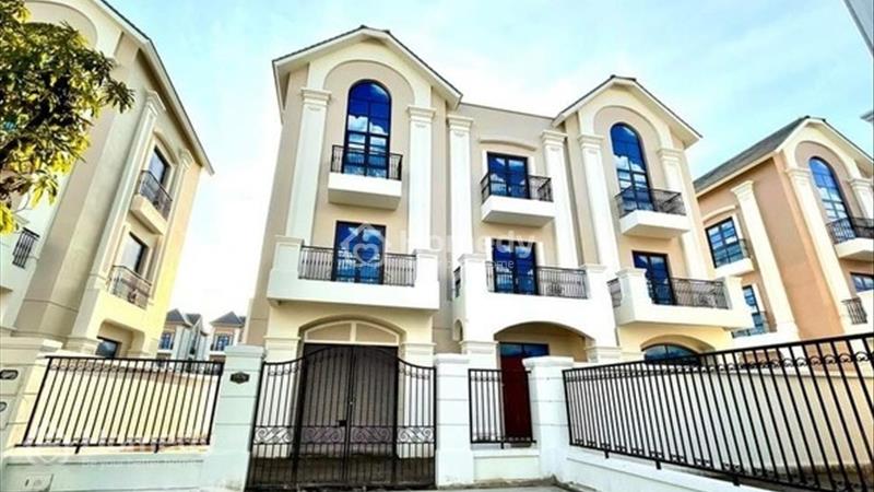 Cho thuê nhà phố, biệt thự 96m2 có thang máy, máy lạnh chỉ 25 triệu tại Vinhomes Grand Park - Ảnh 1