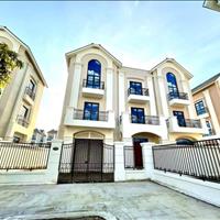 Nhà phố Vinhomes quận 9 144m2 giá siêu sốc chỉ 30 triệu/tháng