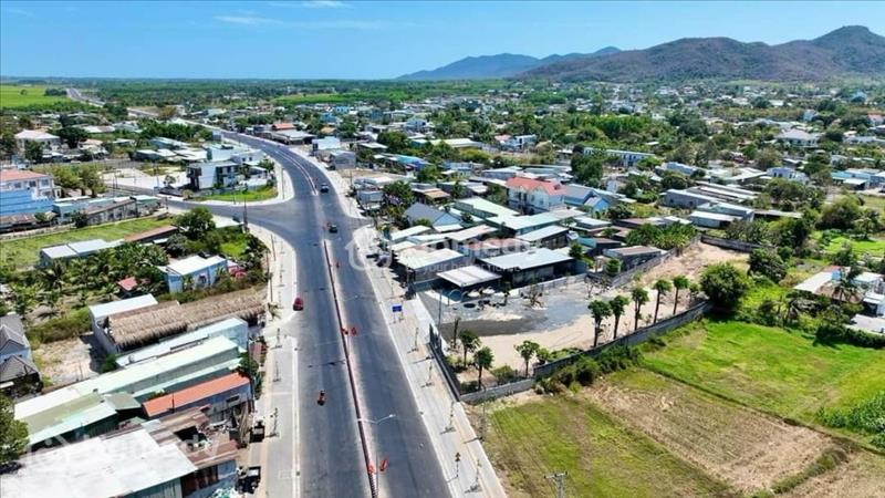Bán 2900m2 đất mặt tiền tỉnh lộ 44B mở rộng. Mặt tiền 45m có 200m thổ cư. Thích hợp kinh doanh - Ảnh 1