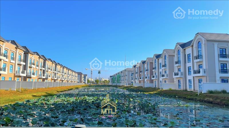 Thích hợp cho đại gia đình ở! cho thuê căn Biệt thự FULL nội thất LUXURY duy nhất tại Vinhomes Q9 - Ảnh 2